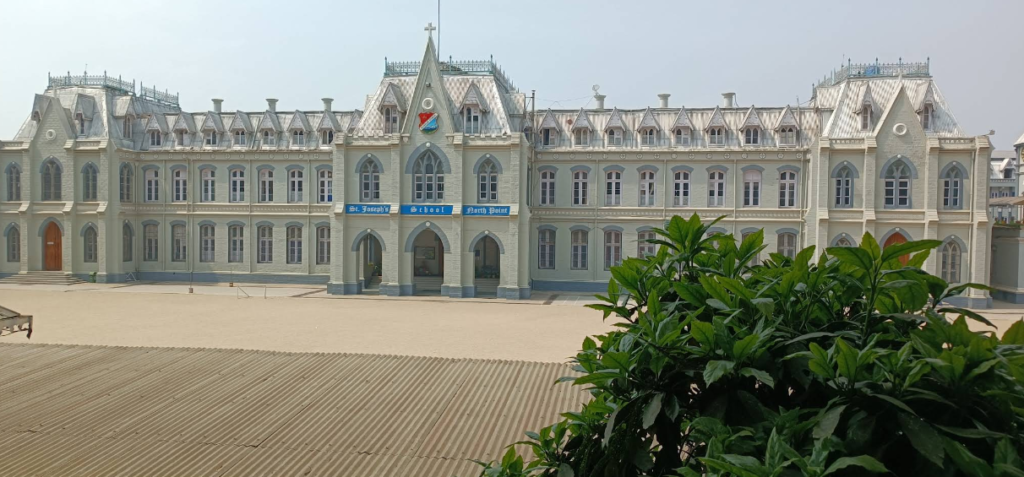 darjeeling tourist places